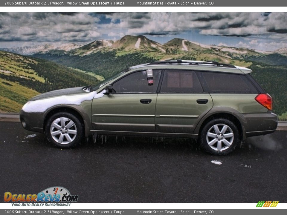 2006 Subaru Outback 2.5i Wagon Willow Green Opalescent / Taupe Photo #6