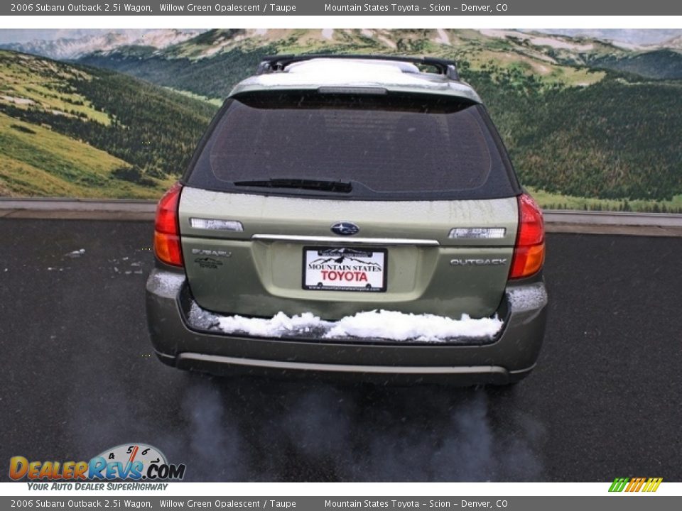 2006 Subaru Outback 2.5i Wagon Willow Green Opalescent / Taupe Photo #8