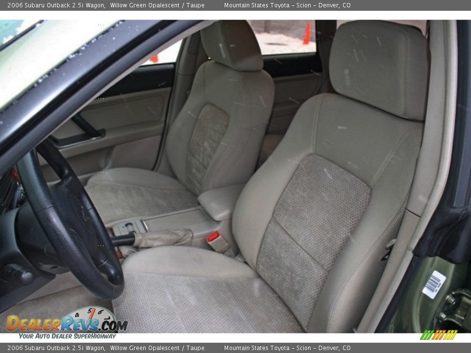 2006 Subaru Outback 2.5i Wagon Willow Green Opalescent / Taupe Photo #11