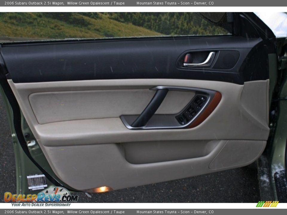 2006 Subaru Outback 2.5i Wagon Willow Green Opalescent / Taupe Photo #20