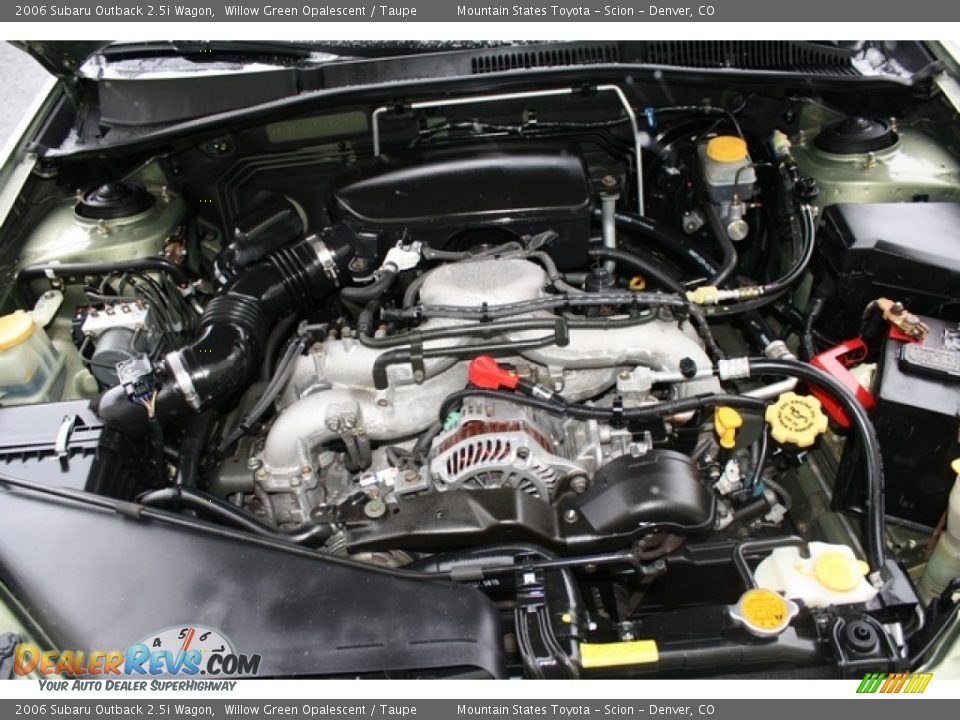 2006 Subaru Outback 2.5i Wagon Willow Green Opalescent / Taupe Photo #23