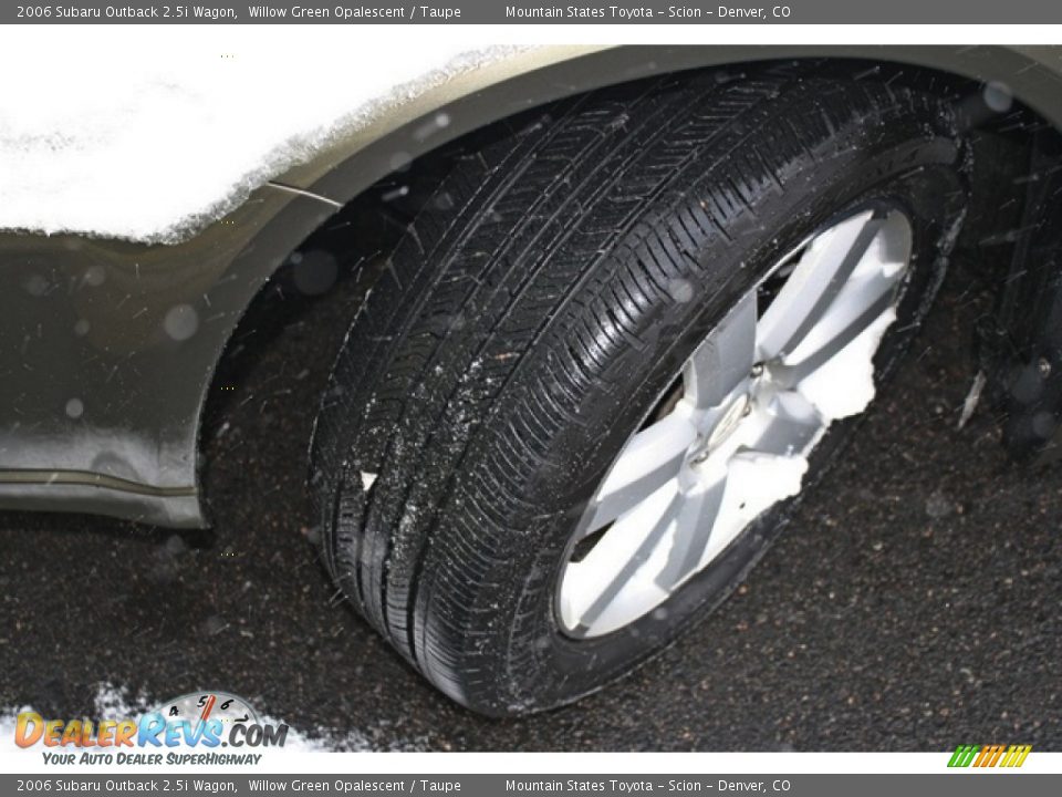 2006 Subaru Outback 2.5i Wagon Willow Green Opalescent / Taupe Photo #24