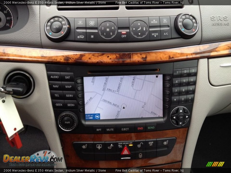 Controls of 2006 Mercedes-Benz E 350 4Matic Sedan Photo #14