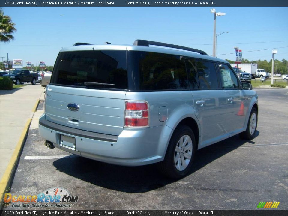 2009 Ford Flex SE Light Ice Blue Metallic / Medium Light Stone Photo #3