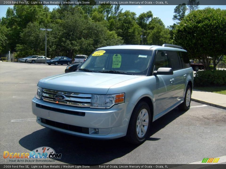 2009 Ford Flex SE Light Ice Blue Metallic / Medium Light Stone Photo #7