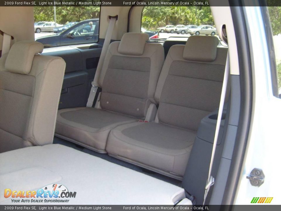 2009 Ford Flex SE Light Ice Blue Metallic / Medium Light Stone Photo #20