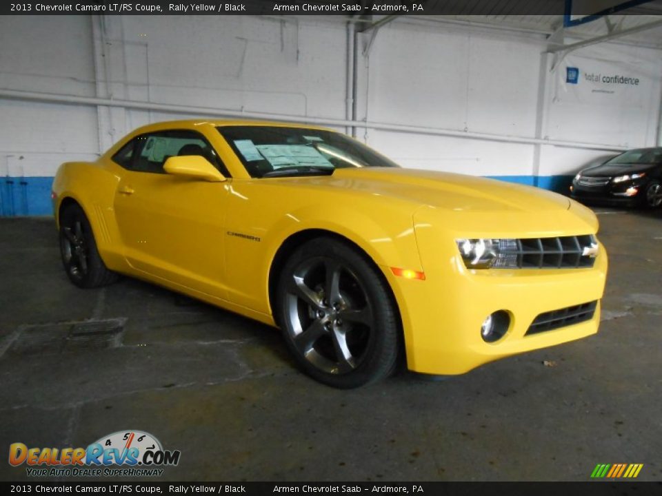 Front 3/4 View of 2013 Chevrolet Camaro LT/RS Coupe Photo #3