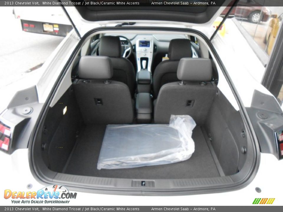 2013 Chevrolet Volt  Trunk Photo #7