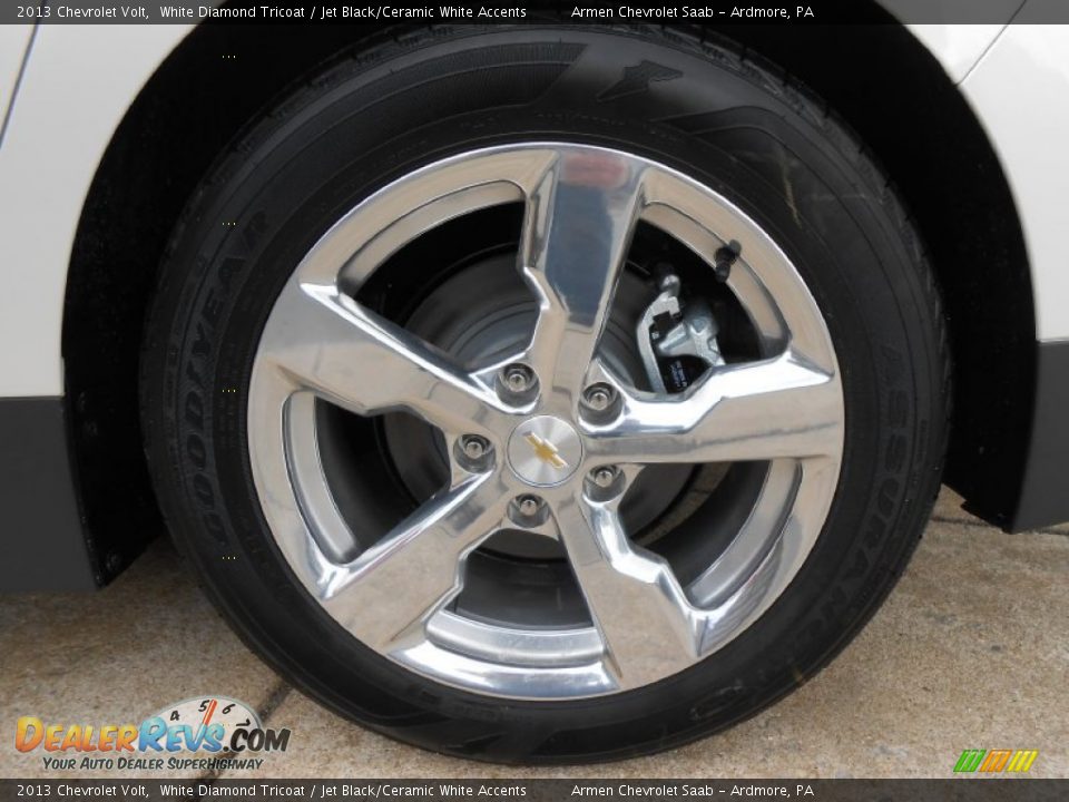 2013 Chevrolet Volt  Wheel Photo #9