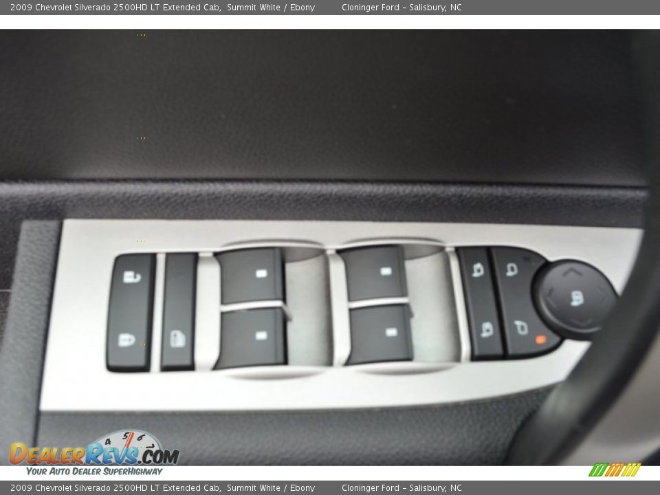 2009 Chevrolet Silverado 2500HD LT Extended Cab Summit White / Ebony Photo #9