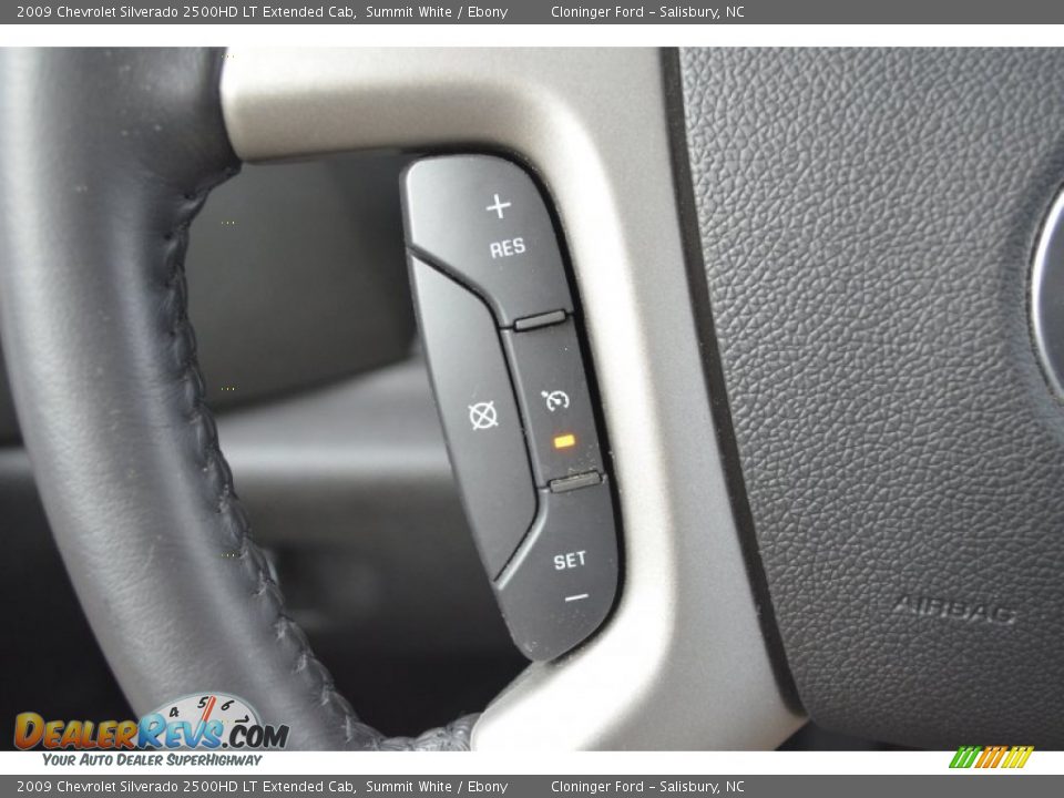 2009 Chevrolet Silverado 2500HD LT Extended Cab Summit White / Ebony Photo #26