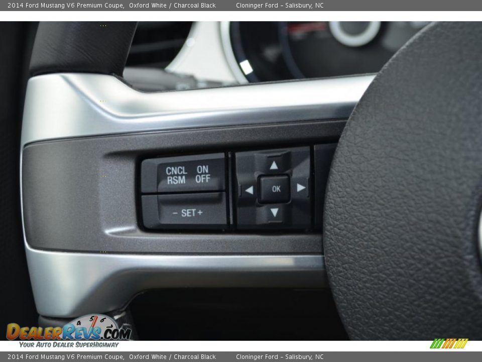 Controls of 2014 Ford Mustang V6 Premium Coupe Photo #20