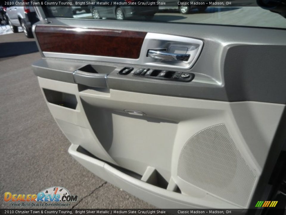2010 Chrysler Town & Country Touring Bright Silver Metallic / Medium Slate Gray/Light Shale Photo #3