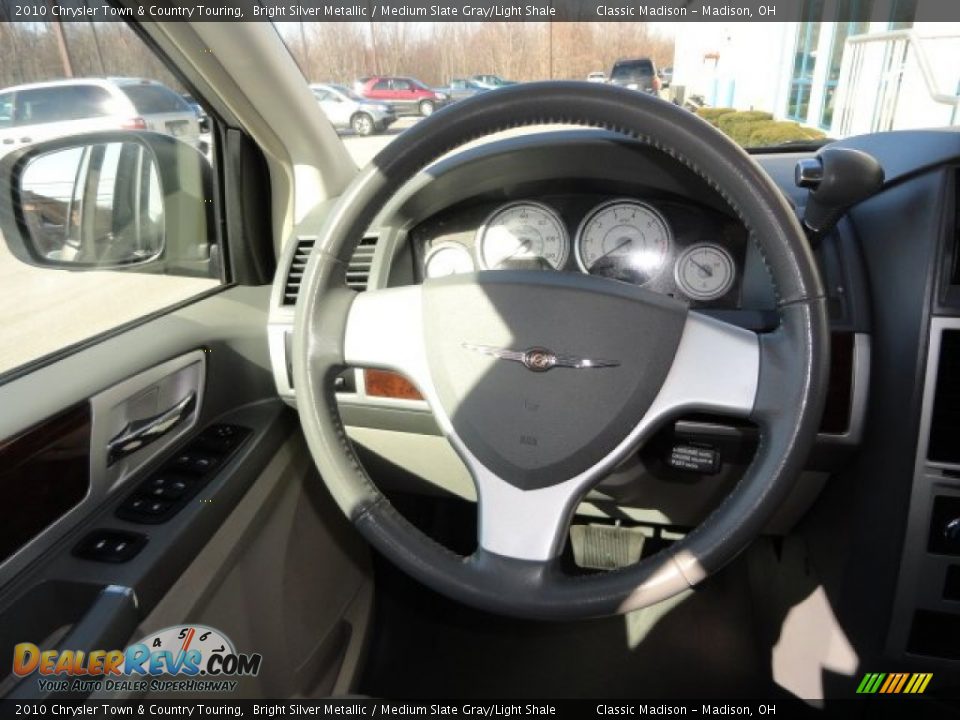 2010 Chrysler Town & Country Touring Bright Silver Metallic / Medium Slate Gray/Light Shale Photo #8