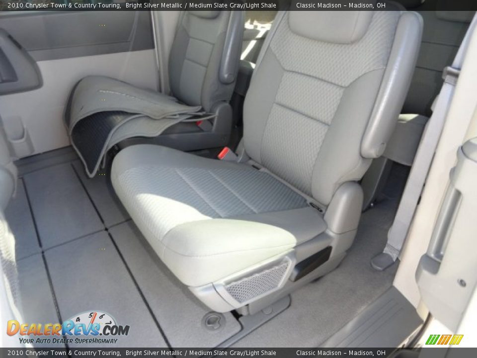 2010 Chrysler Town & Country Touring Bright Silver Metallic / Medium Slate Gray/Light Shale Photo #9