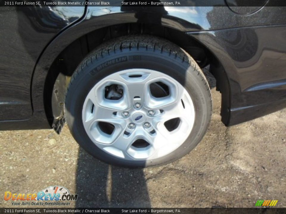 2011 Ford Fusion SE Tuxedo Black Metallic / Charcoal Black Photo #7