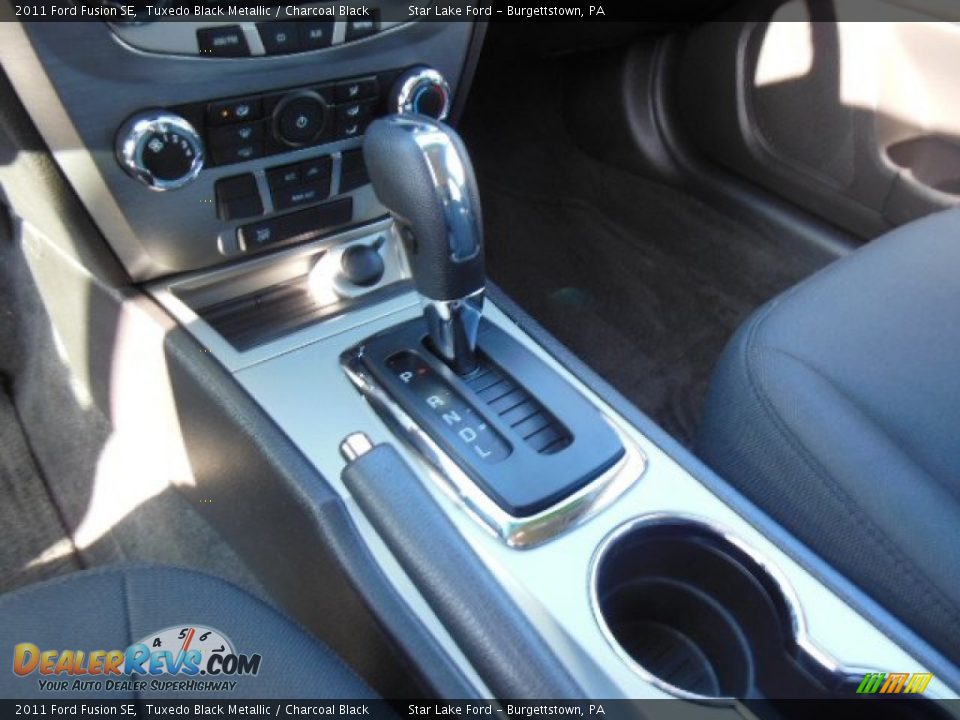 2011 Ford Fusion SE Tuxedo Black Metallic / Charcoal Black Photo #12