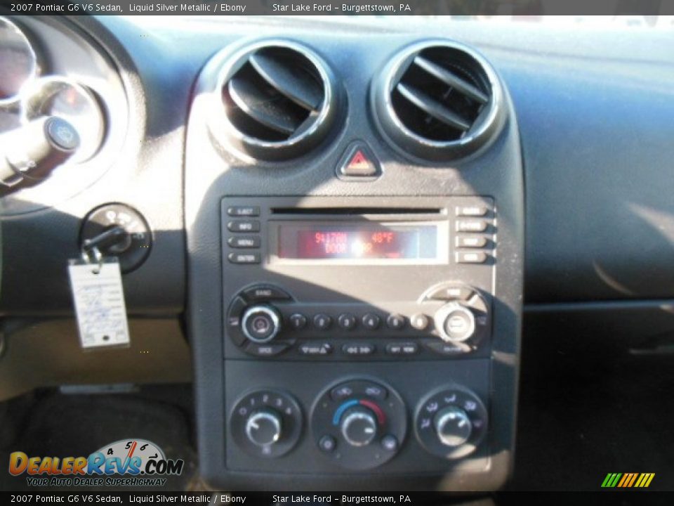 2007 Pontiac G6 V6 Sedan Liquid Silver Metallic / Ebony Photo #12