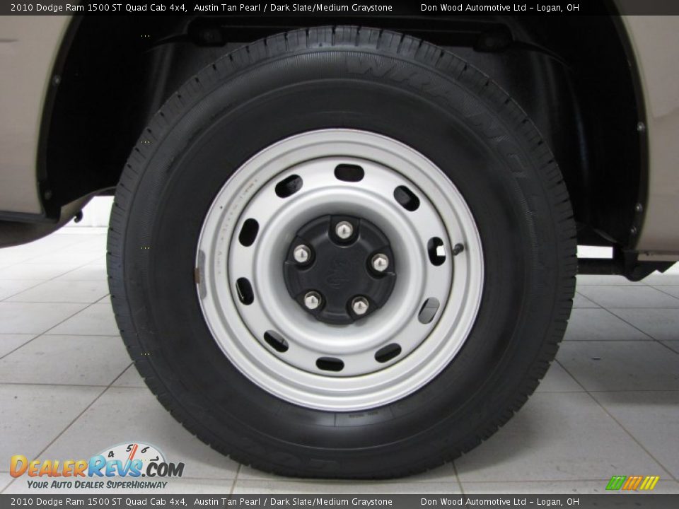 2010 Dodge Ram 1500 ST Quad Cab 4x4 Austin Tan Pearl / Dark Slate/Medium Graystone Photo #26