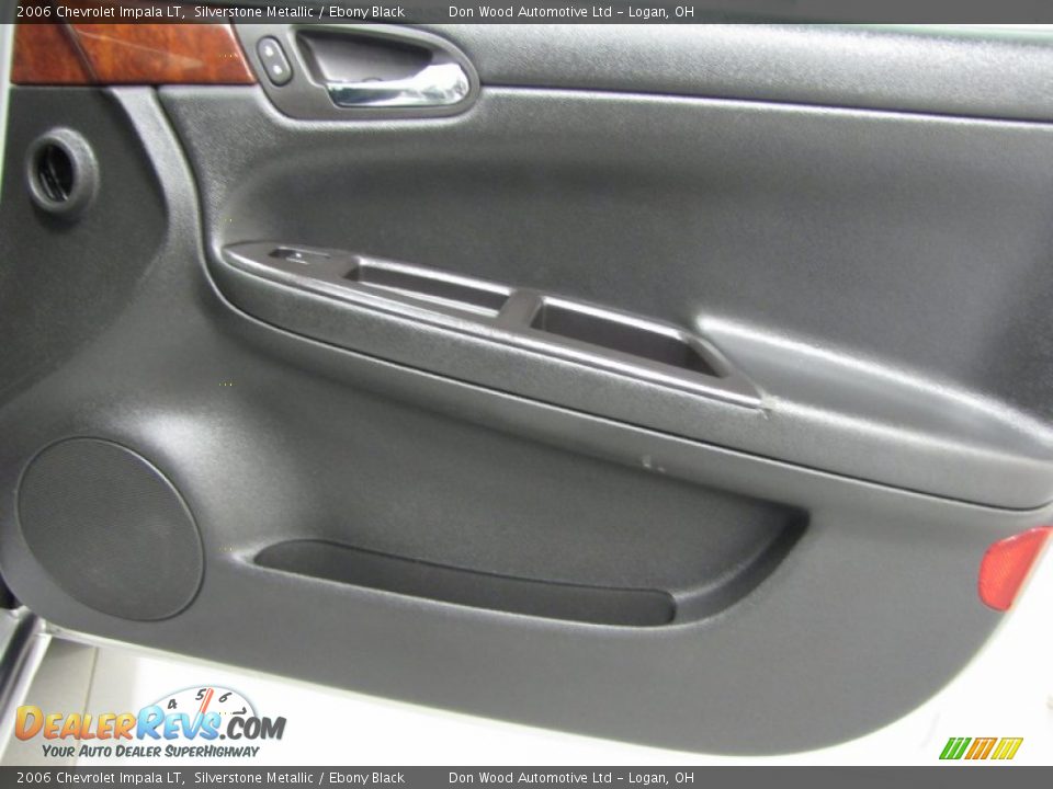 2006 Chevrolet Impala LT Silverstone Metallic / Ebony Black Photo #16