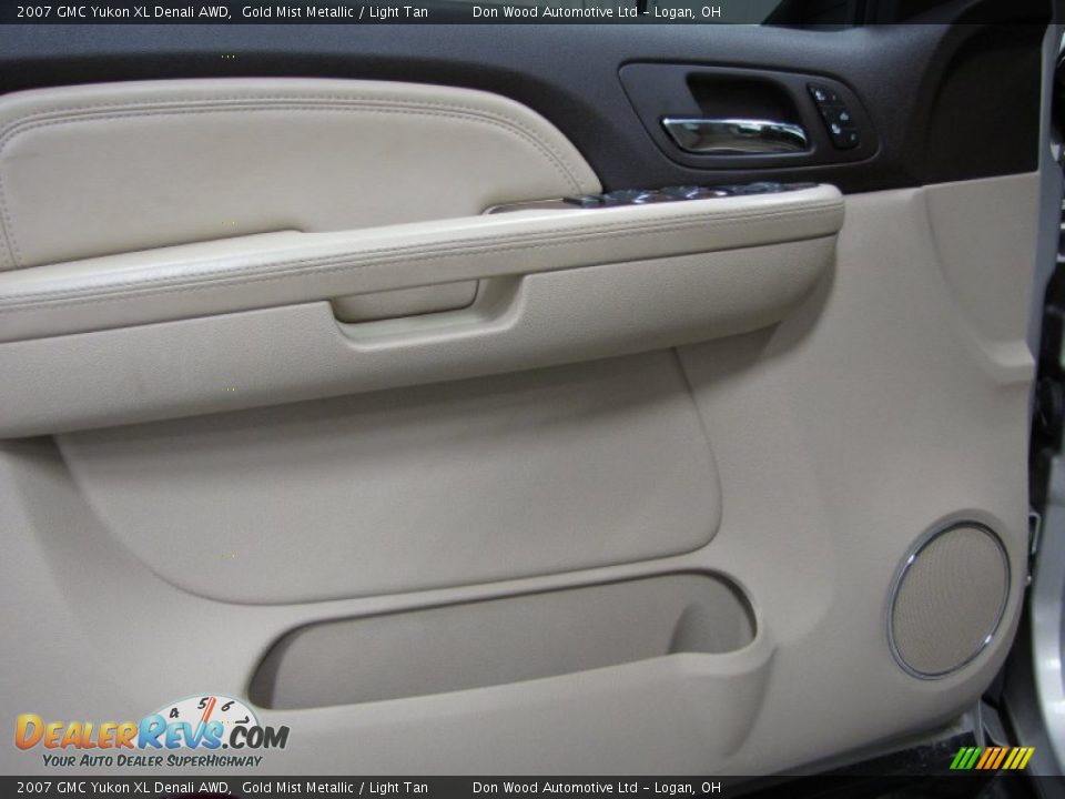 2007 GMC Yukon XL Denali AWD Gold Mist Metallic / Light Tan Photo #14
