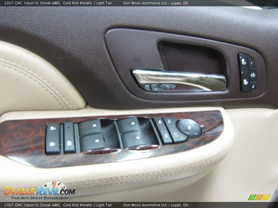 2007 GMC Yukon XL Denali AWD Gold Mist Metallic / Light Tan Photo #15