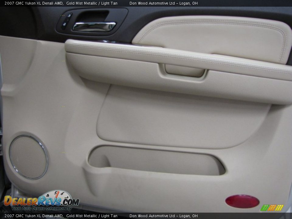2007 GMC Yukon XL Denali AWD Gold Mist Metallic / Light Tan Photo #18
