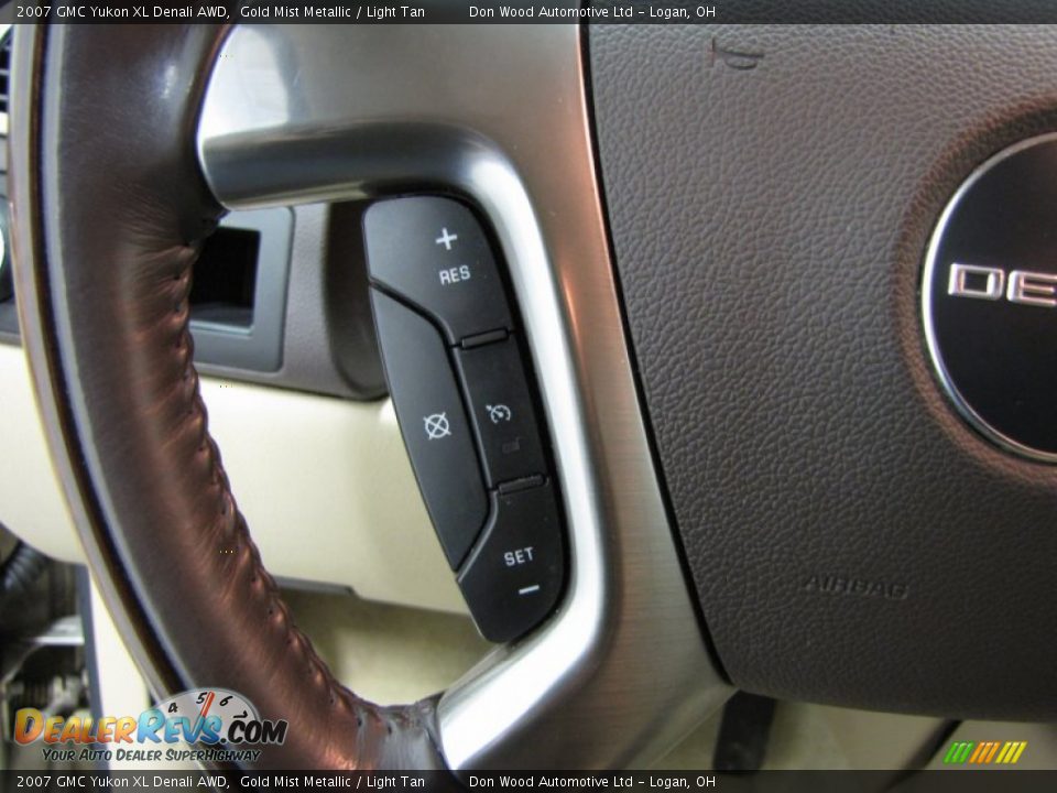 2007 GMC Yukon XL Denali AWD Gold Mist Metallic / Light Tan Photo #20