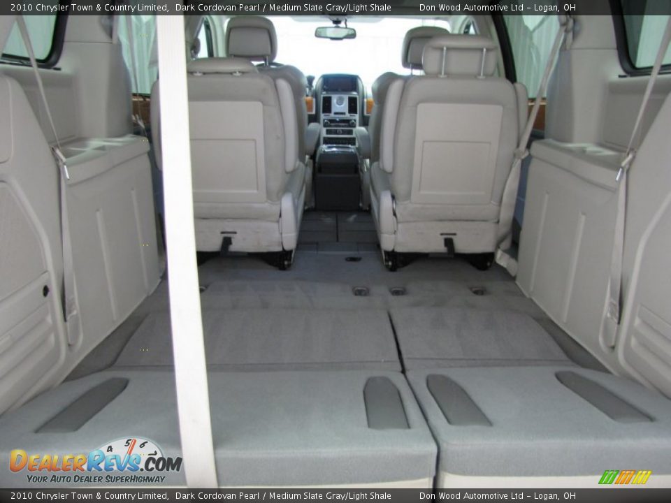 2010 Chrysler Town & Country Limited Dark Cordovan Pearl / Medium Slate Gray/Light Shale Photo #6
