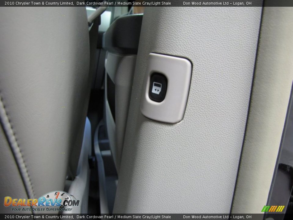 2010 Chrysler Town & Country Limited Dark Cordovan Pearl / Medium Slate Gray/Light Shale Photo #7