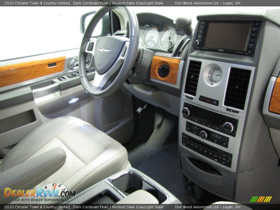 2010 Chrysler Town & Country Limited Dark Cordovan Pearl / Medium Slate Gray/Light Shale Photo #26