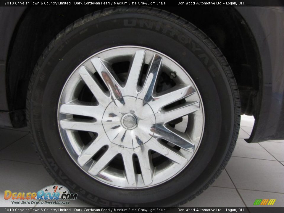 2010 Chrysler Town & Country Limited Dark Cordovan Pearl / Medium Slate Gray/Light Shale Photo #33