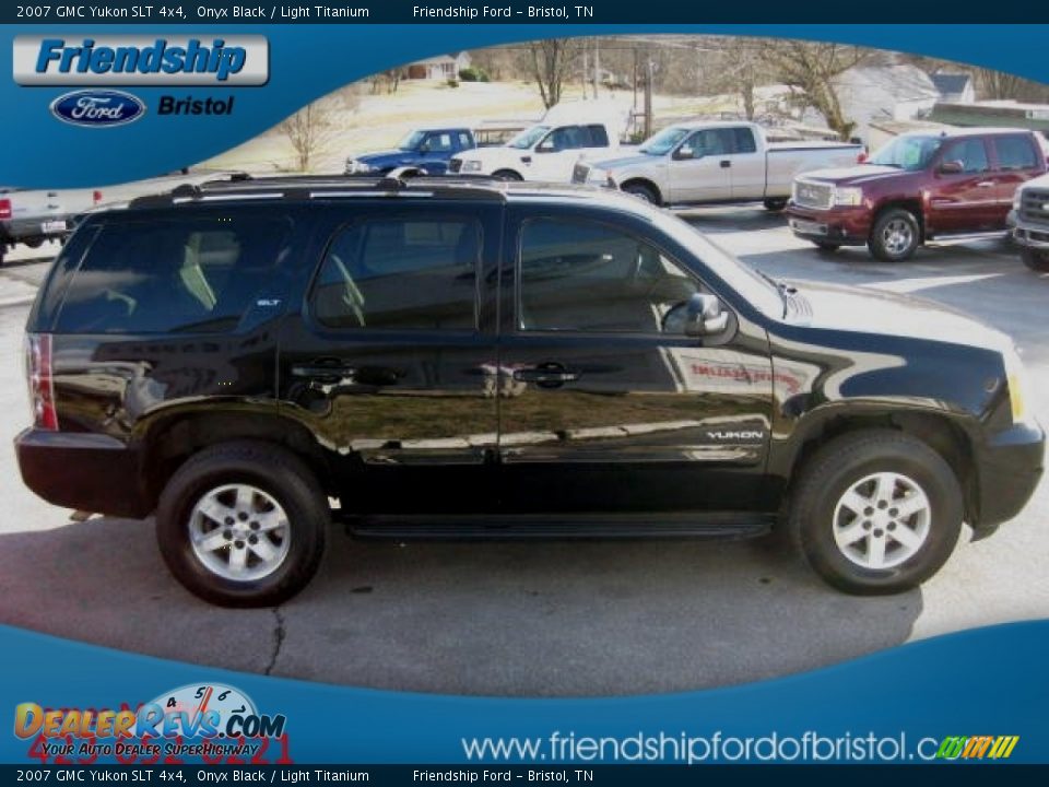 2007 GMC Yukon SLT 4x4 Onyx Black / Light Titanium Photo #6