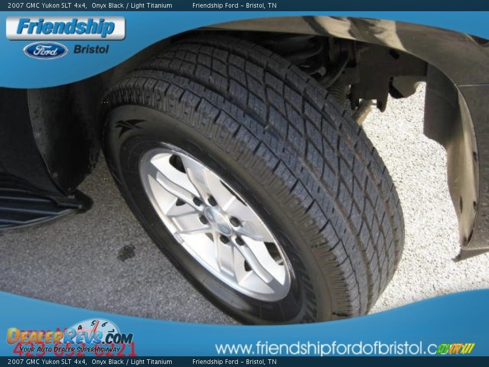 2007 GMC Yukon SLT 4x4 Onyx Black / Light Titanium Photo #10
