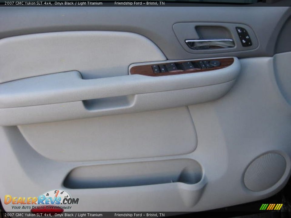 2007 GMC Yukon SLT 4x4 Onyx Black / Light Titanium Photo #13