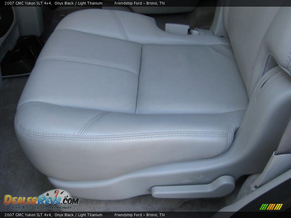 2007 GMC Yukon SLT 4x4 Onyx Black / Light Titanium Photo #15