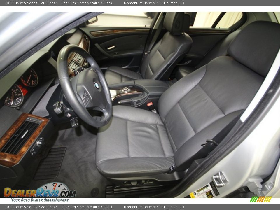 Front Seat of 2010 BMW 5 Series 528i Sedan Photo #3