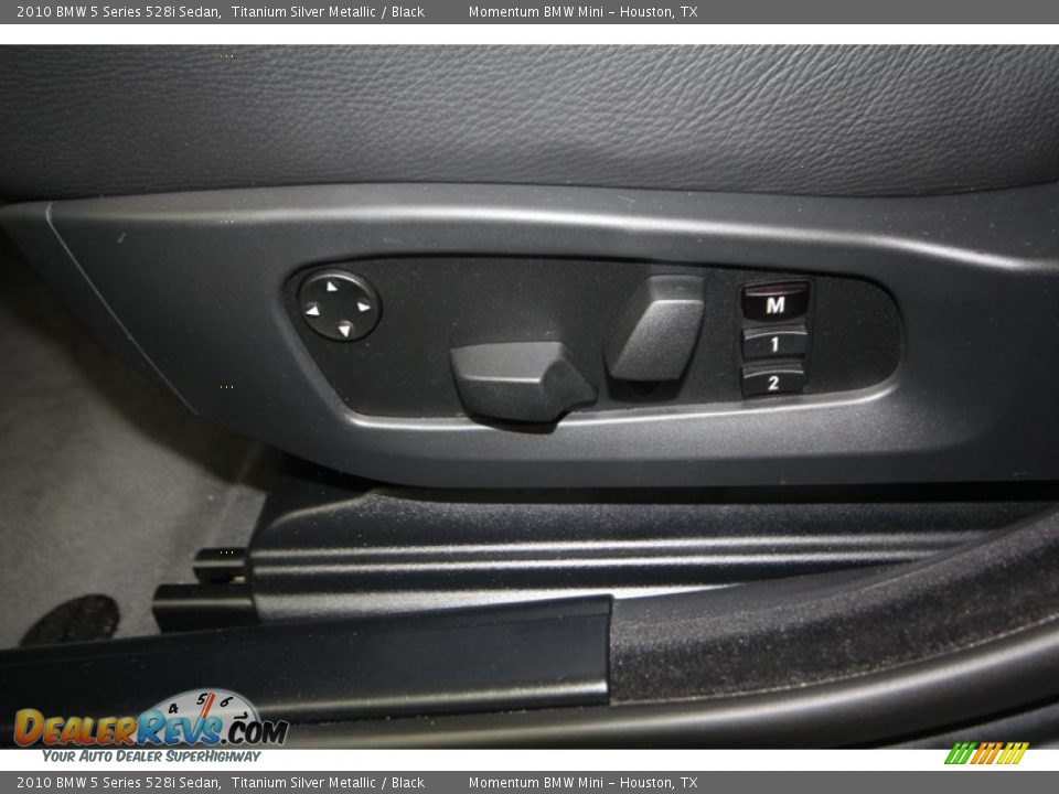 2010 BMW 5 Series 528i Sedan Titanium Silver Metallic / Black Photo #17