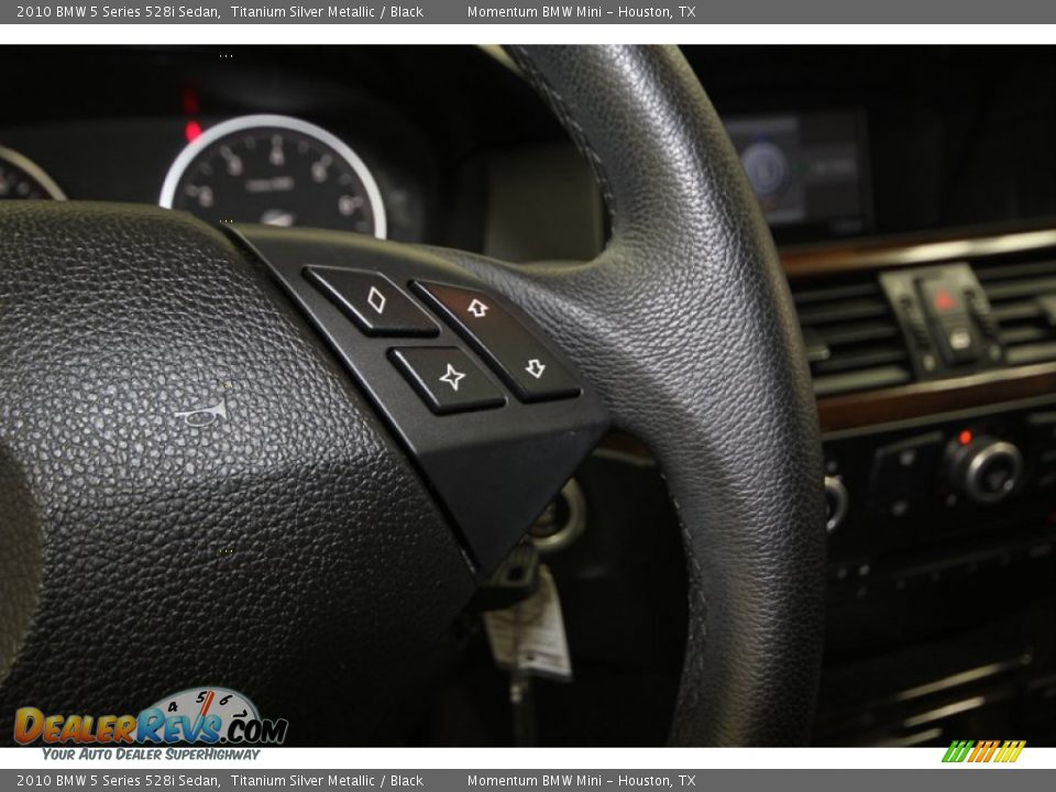2010 BMW 5 Series 528i Sedan Titanium Silver Metallic / Black Photo #27