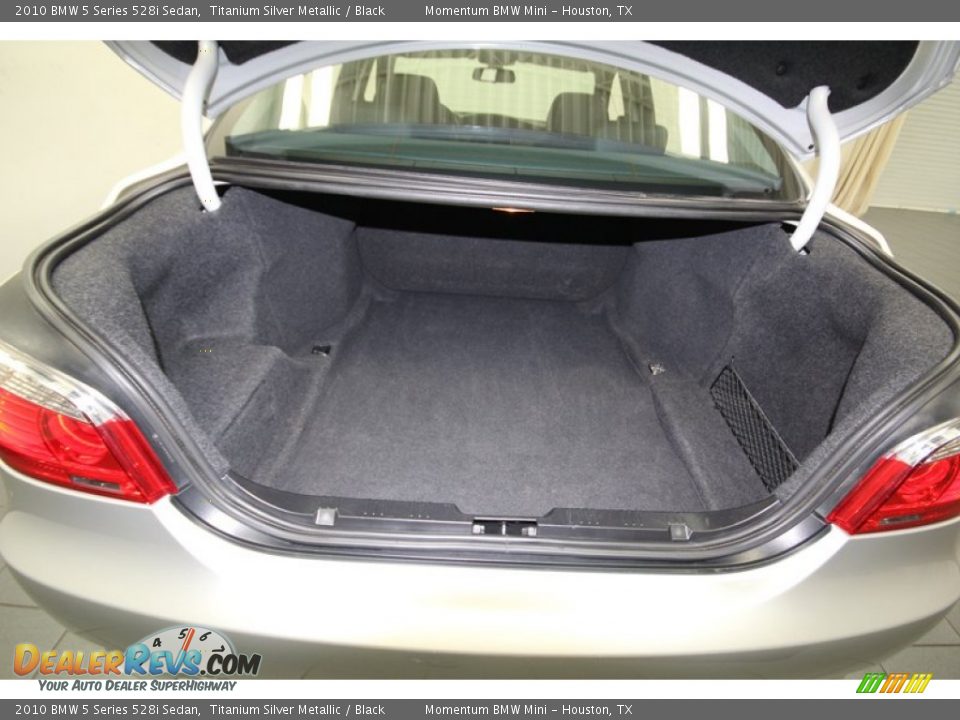 2010 BMW 5 Series 528i Sedan Titanium Silver Metallic / Black Photo #34