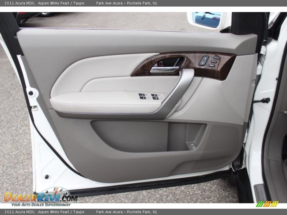 2011 Acura MDX Aspen White Pearl / Taupe Photo #9