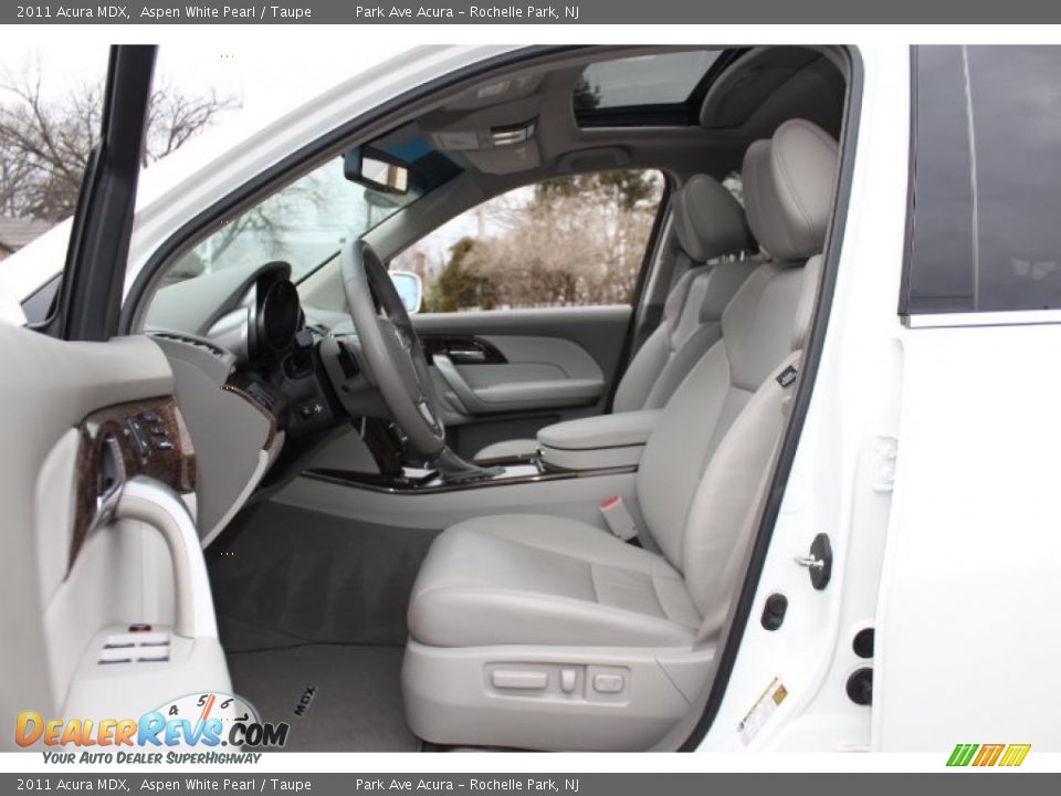 Front Seat of 2011 Acura MDX  Photo #11