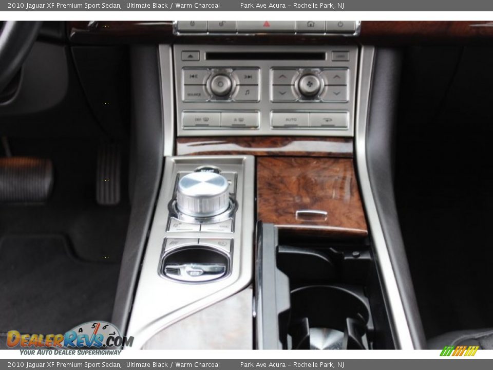 Controls of 2010 Jaguar XF Premium Sport Sedan Photo #15