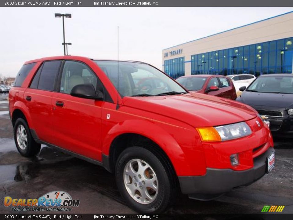 Front 3/4 View of 2003 Saturn VUE V6 AWD Photo #2