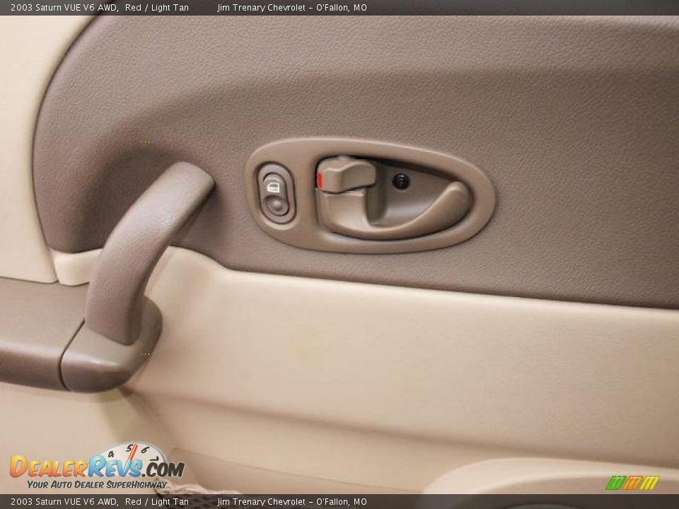 2003 Saturn VUE V6 AWD Red / Light Tan Photo #15