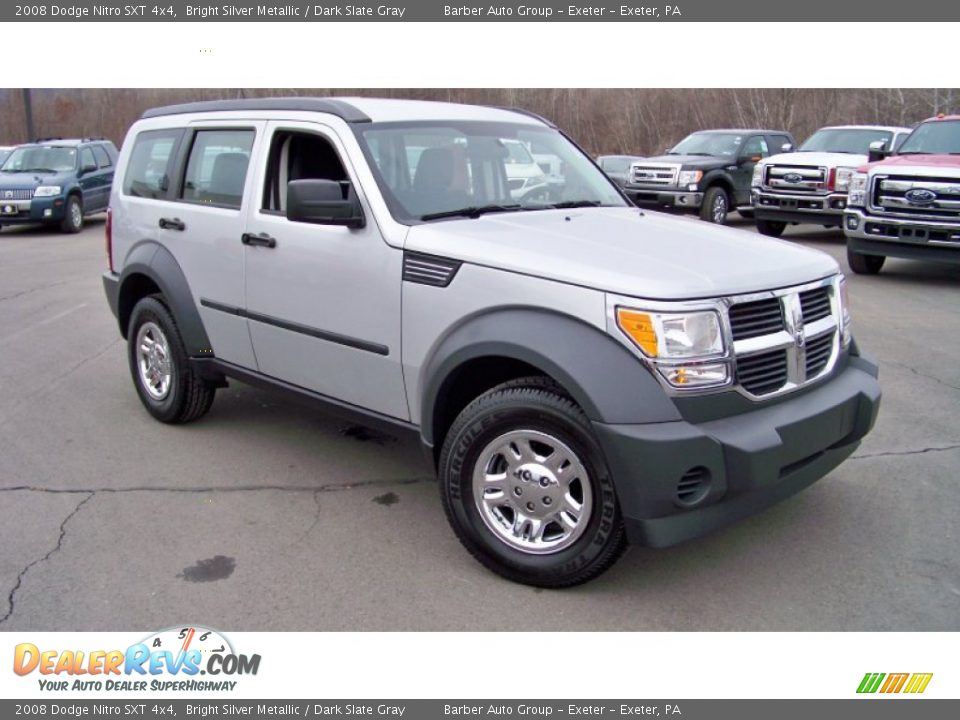 2008 Dodge Nitro SXT 4x4 Bright Silver Metallic / Dark Slate Gray Photo #3