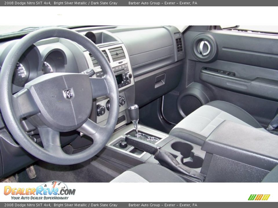 2008 Dodge Nitro SXT 4x4 Bright Silver Metallic / Dark Slate Gray Photo #13