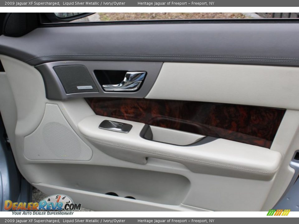 2009 Jaguar XF Supercharged Liquid Silver Metallic / Ivory/Oyster Photo #9