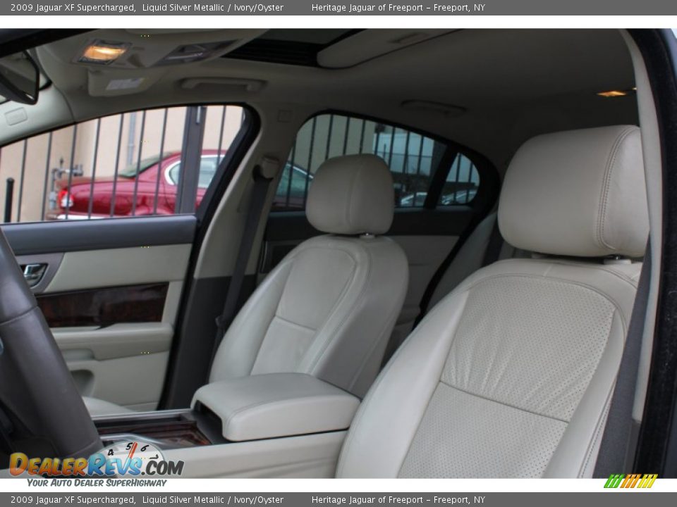 2009 Jaguar XF Supercharged Liquid Silver Metallic / Ivory/Oyster Photo #19
