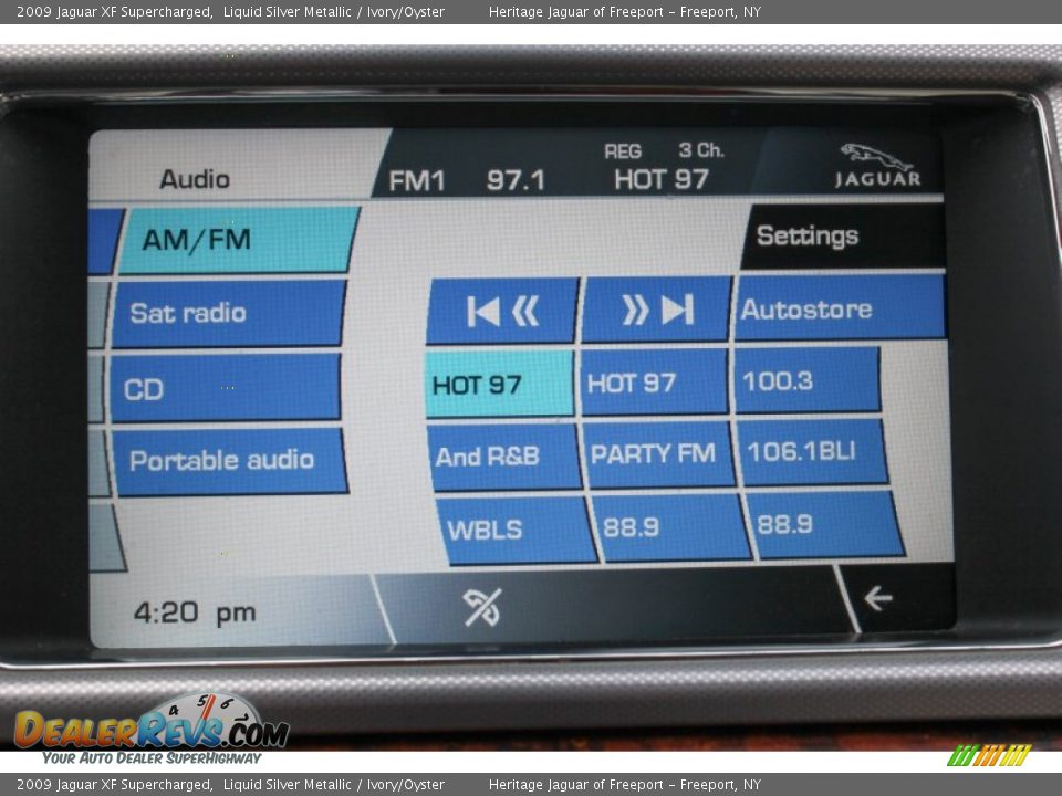 2009 Jaguar XF Supercharged Liquid Silver Metallic / Ivory/Oyster Photo #23
